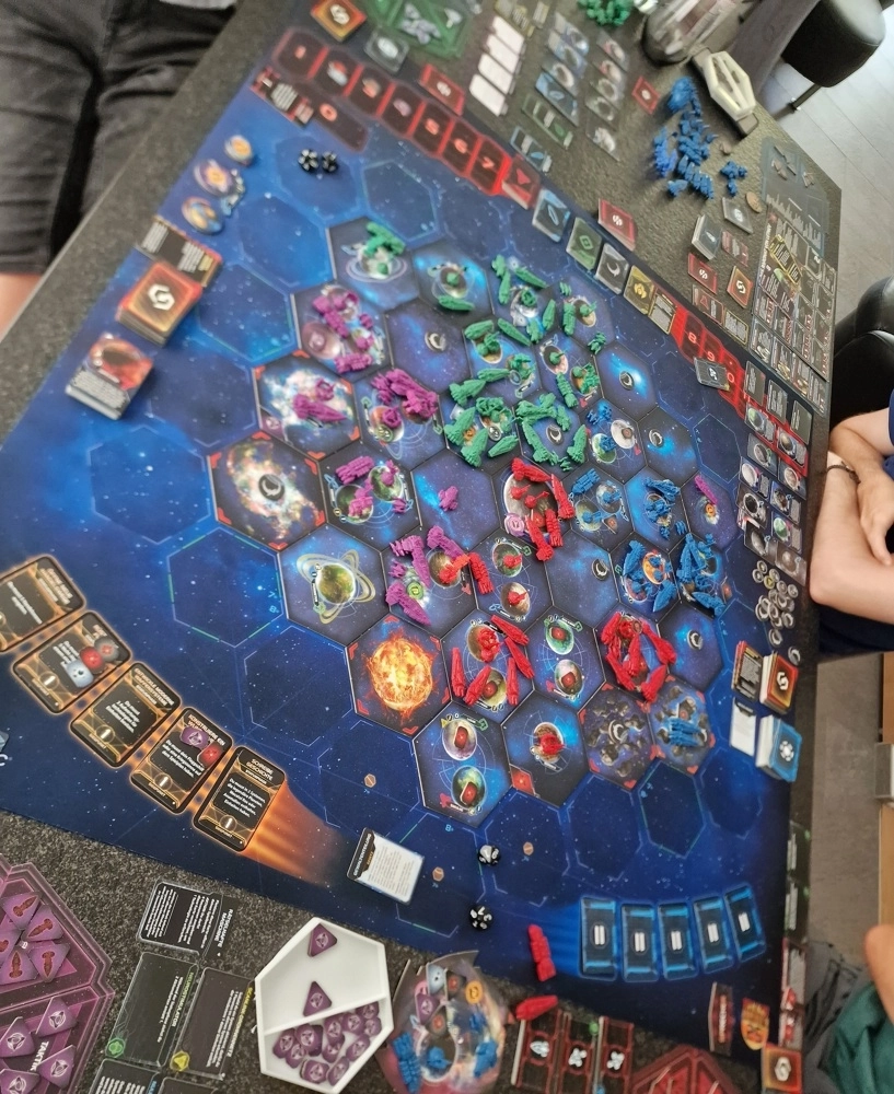 Twilight Imperium: 25th Anniversary Edition - Spielmatte - Bilderupload von Kunden