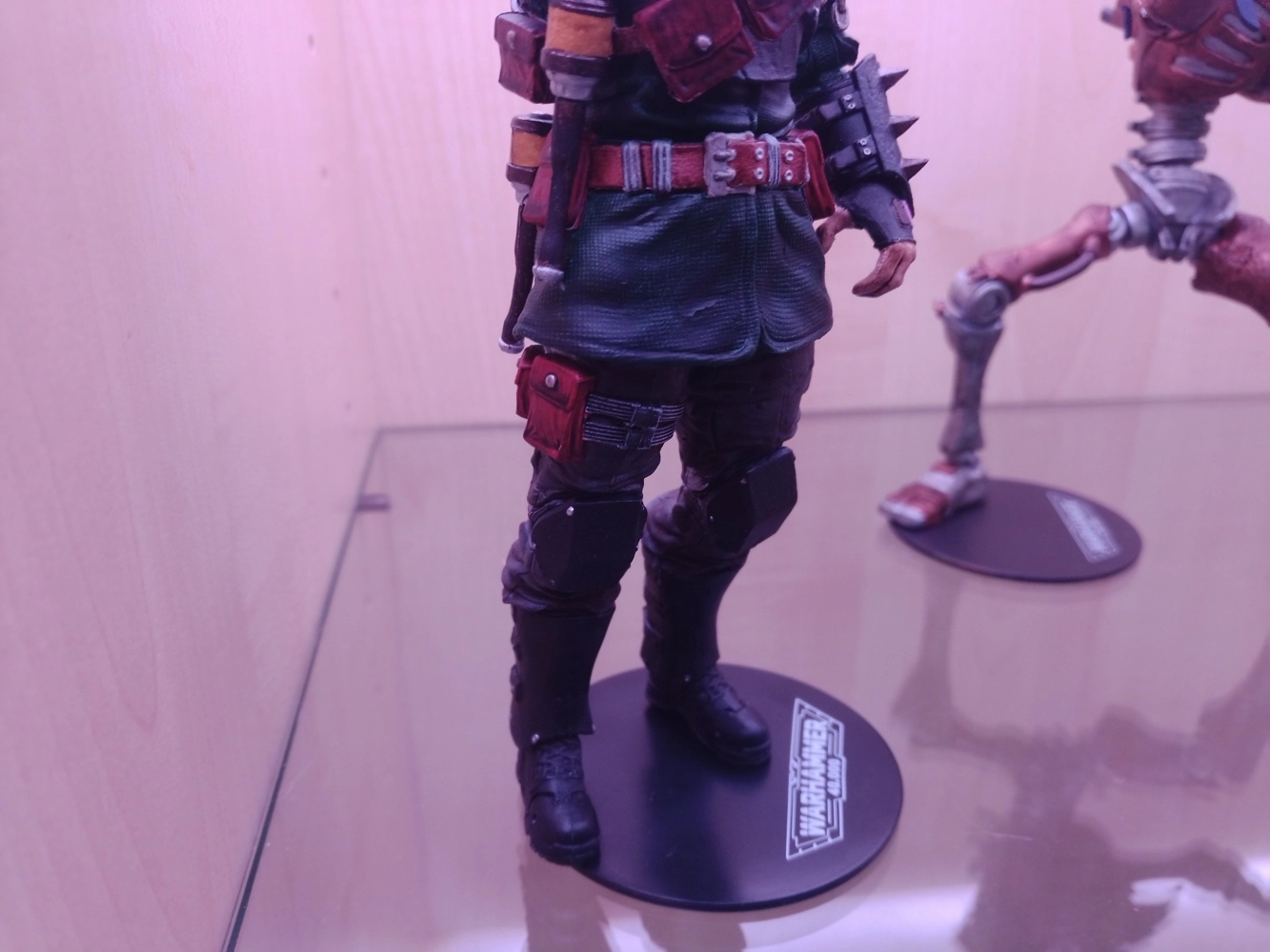 Warhammer 40k - Darktide Traitor Guard (AP) 18 cm - Bilderupload von Kunden