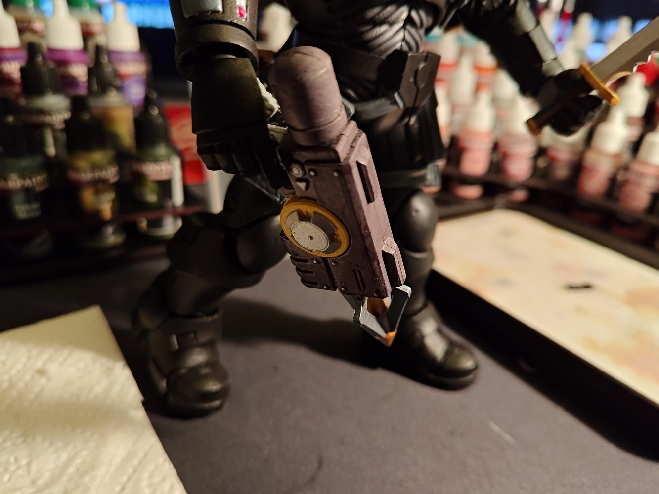 Warhammer 40k Actionfigur Space Marine Reiver (Artist Proof) with Grapnel Launcher 18 cm - Bilderupload von Kunden