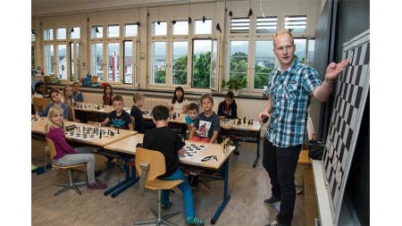 Schach in der Schule: ein Ratgeber für LehrerInnen