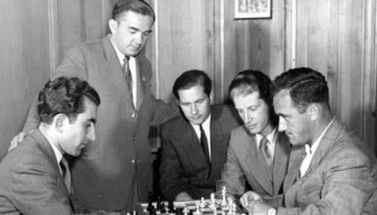 Schachmeister: Alexander Kotov