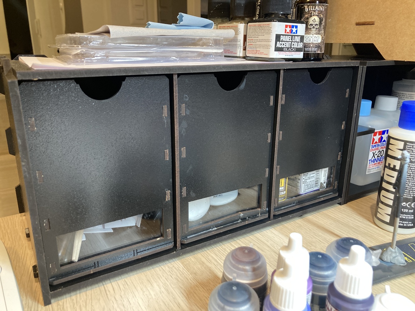 Black Rack - Schrank mit 3 Hohen Schubladen - Customer image upload