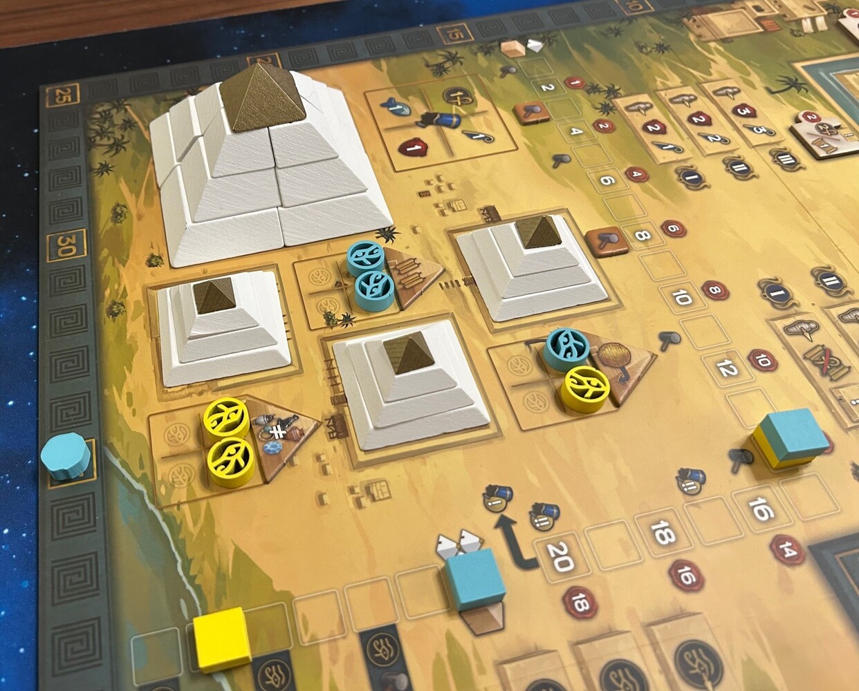 Men-Nefer - EN/ES - Customer image upload