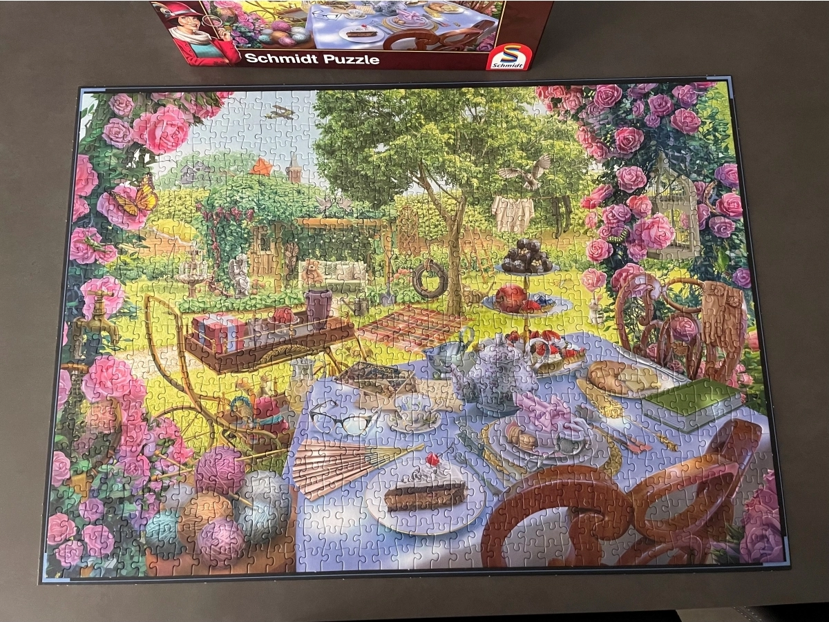 Tee im Garten - Junes Reise - Secret Puzzle - Customer image upload