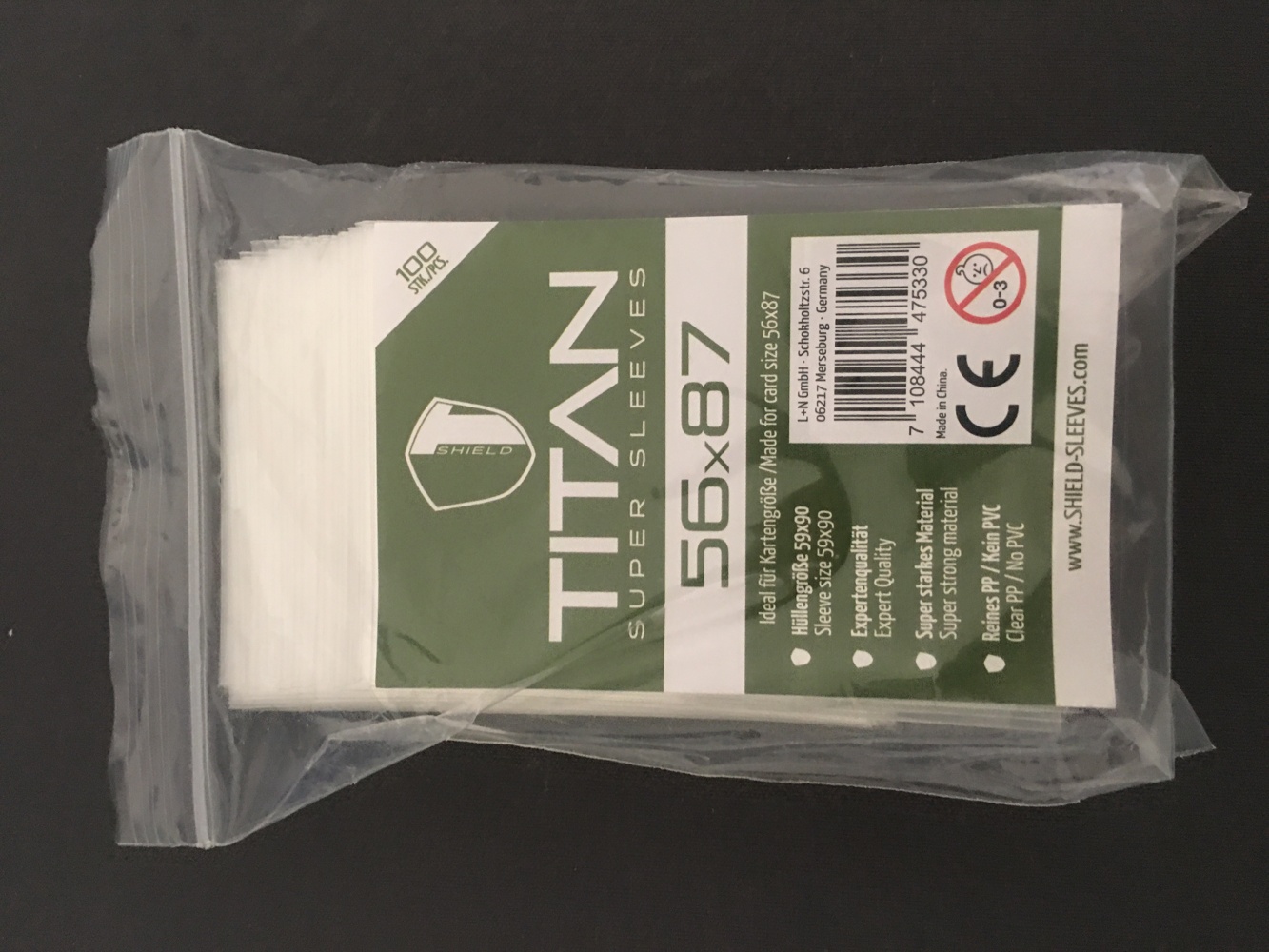 Shield Titan - 100 Sleeves (56 x 87mm) - Customer image upload