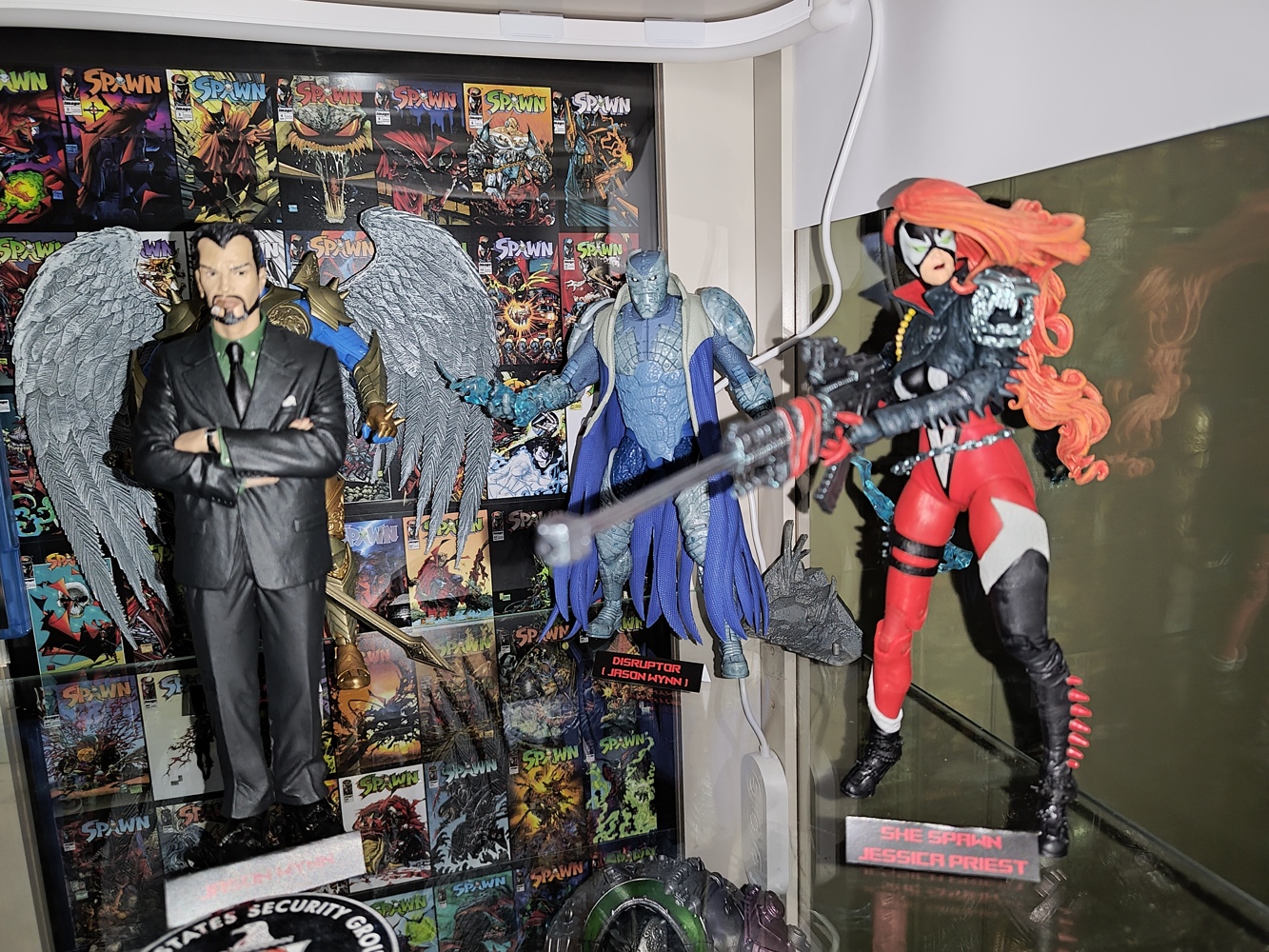 Disruptor - Spawn Actionfigur 18 cm - Customer image upload