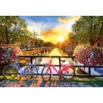 Malerisches Amsterdam mit Fahrrädern