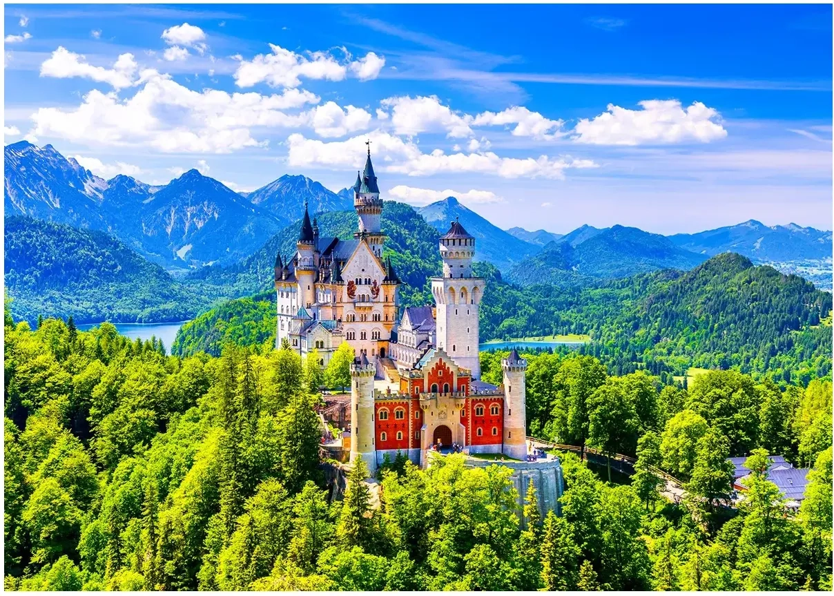 Neuschwanstein im Sommer