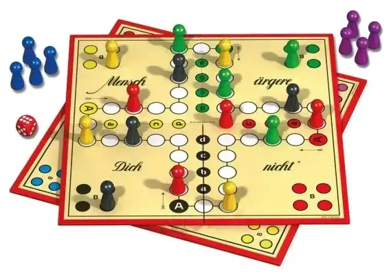 Mensch ärgere Dich nicht mit grossen Spielfiguren
