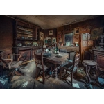 Bizarre Meal - Lost Places
