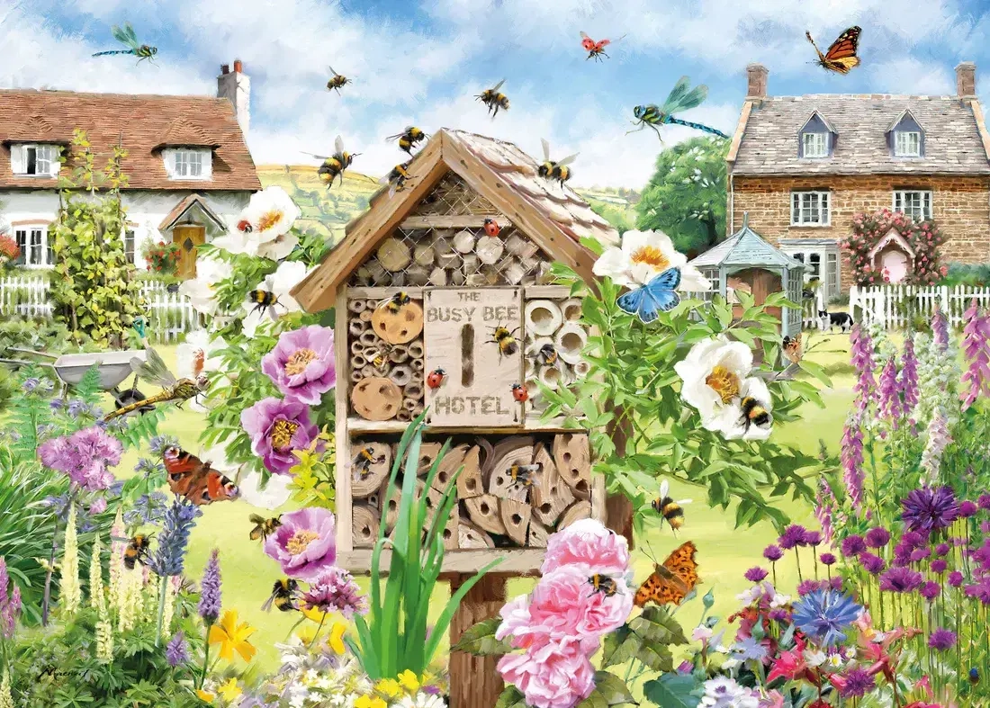 Gut besuchtes Insektenhotel