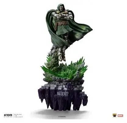 Doctor Doom Infinity Gauntlet Diorama Deluxe Art Scale 1/10
