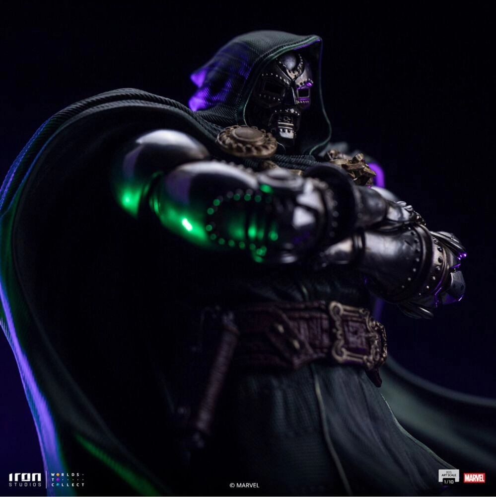 Doctor Doom Infinity Gauntlet Diorama Art Scale 1/10