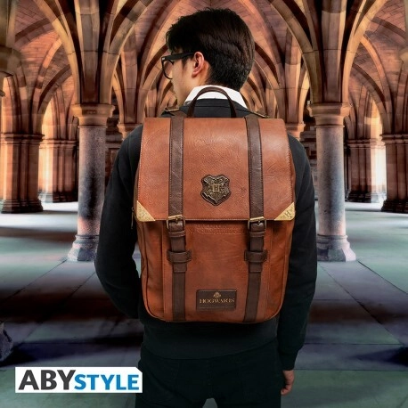 HARRY POTTER - Premium Backpack "Hogwarts"
