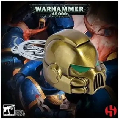 Space Marine MKVII Helmet Gold Keychain - Warhammer 40K