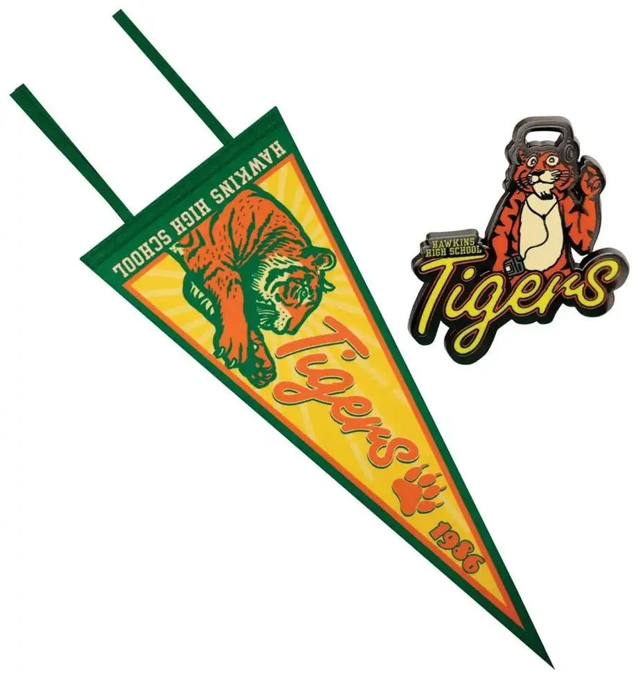 Stranger Things Pennant and Pin Badge Set