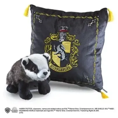 Harry Potter - Hufflepuf House Plush and Cushion
