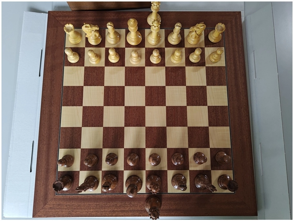 Schachspiel Fantastico - Mahagoni 55cm (Leichte B-Qualität)