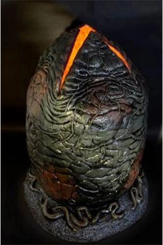 Alien – Foam Prop Replica – Life-Size Egg and Facehugger