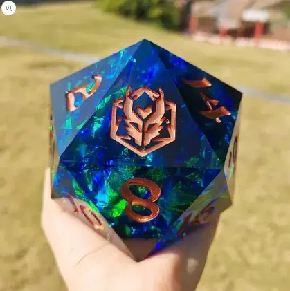 Captured Magic 100mm Chonk D20 Red & Blue