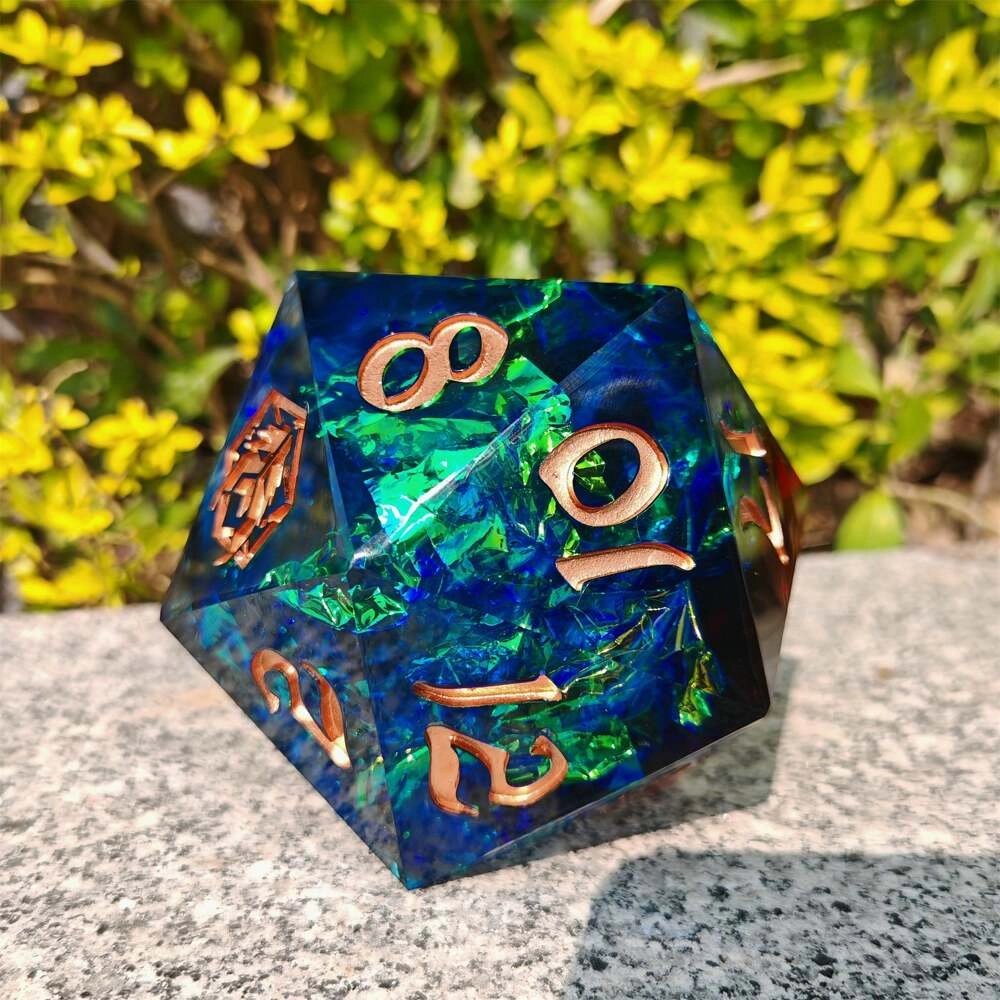 Captured Magic 100mm Chonk D20 Red & Blue