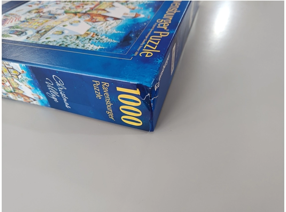 Ravensburger 50-jähriges Jubiläum: Weihnachtsdorf - Limited Edition (Leicht defekte Verpackung)