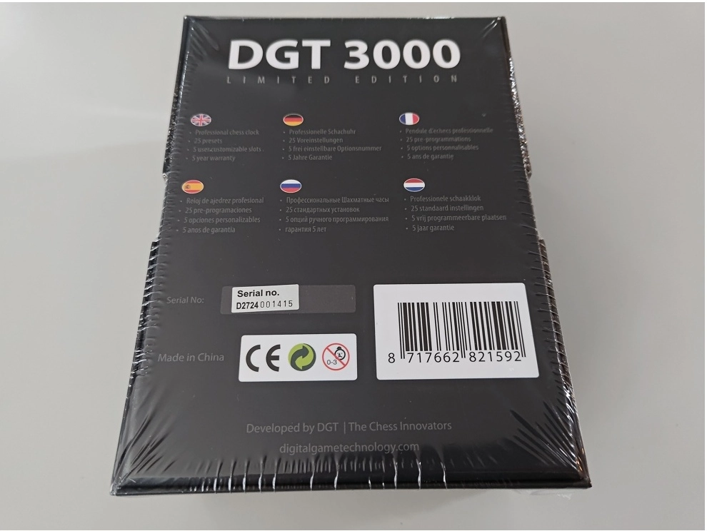 Schachuhr DGT 3000 Limited Edition (Leicht defekte Verpackung)