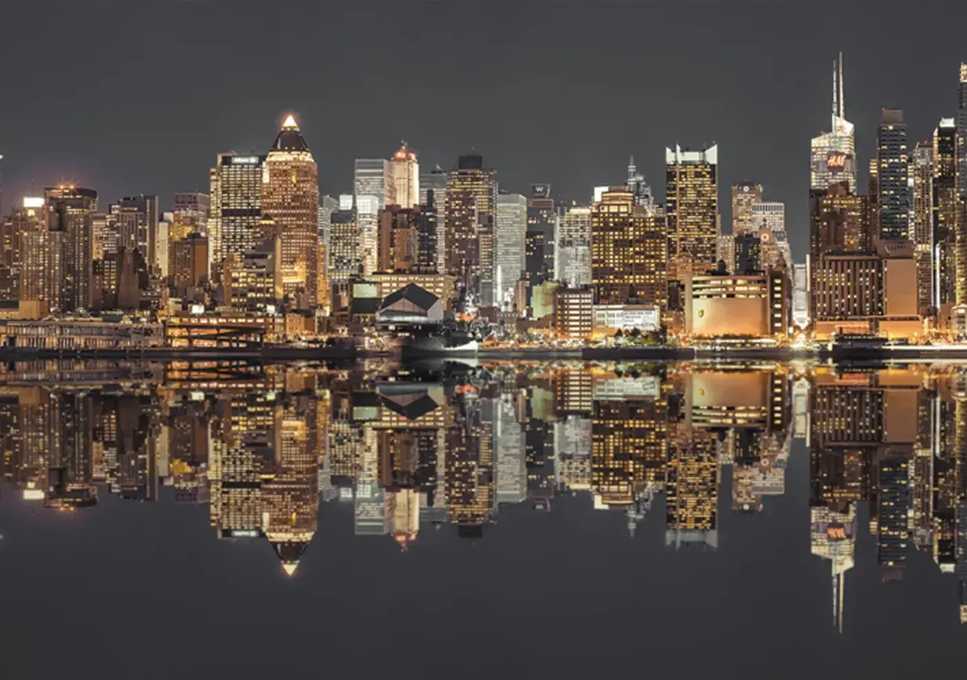 New York Skyline bei Nacht