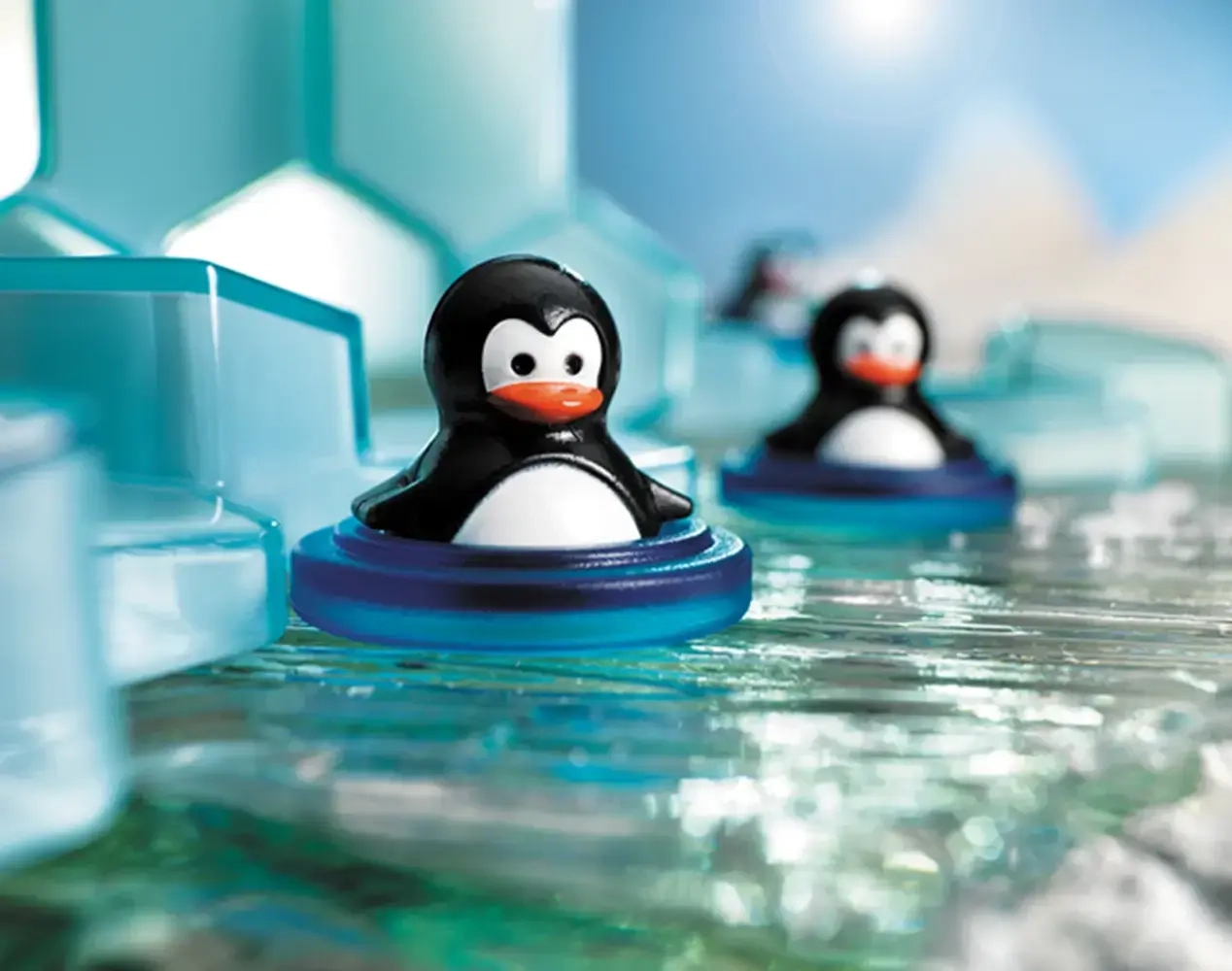 Penguins - Pool Party