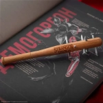 Stranger Things Stachelige Schlägerkugelschreiber & Stranger Things Anstecknadel