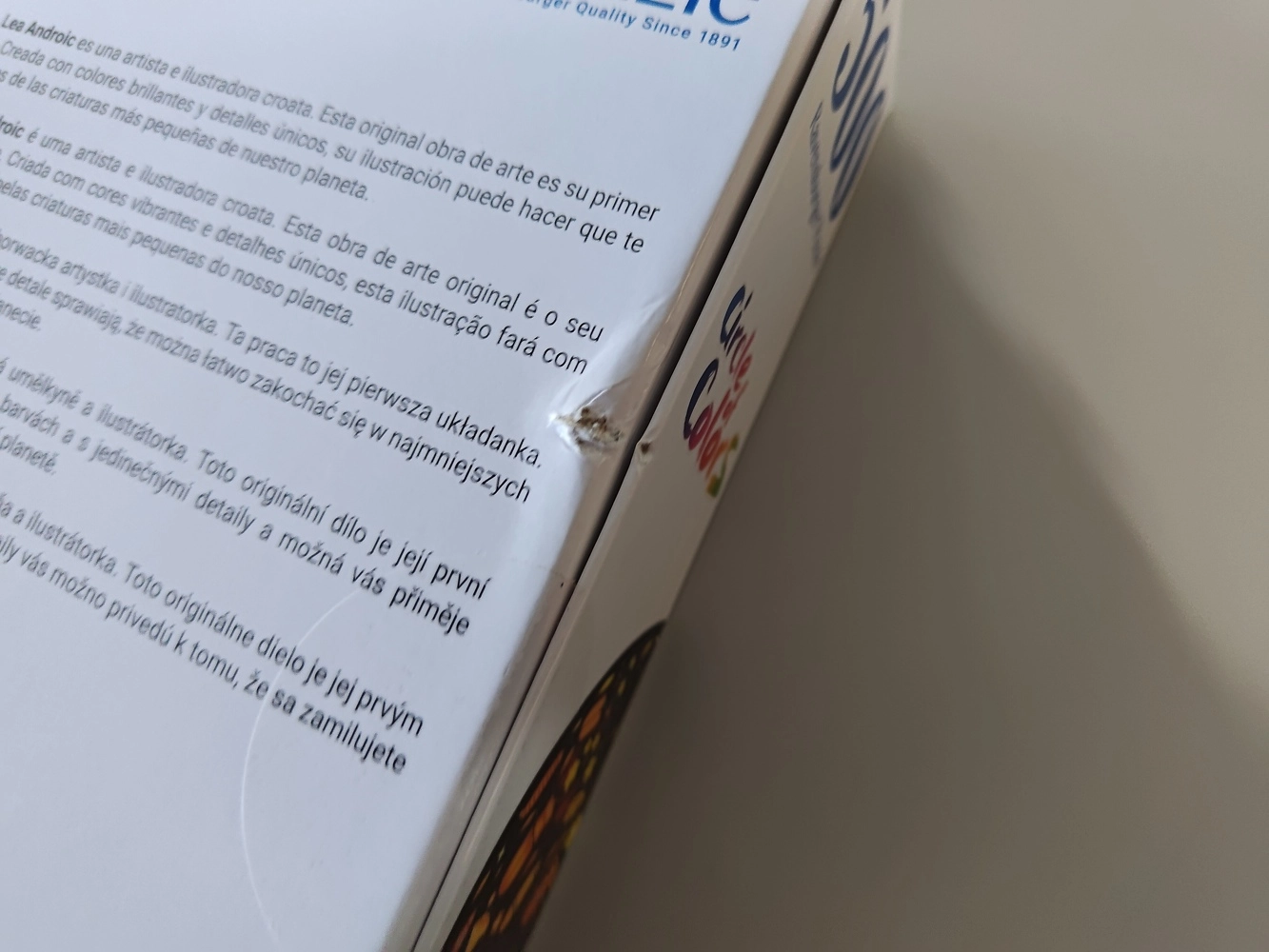 Circle of colors - Insects (Leicht defekte Verpackung)