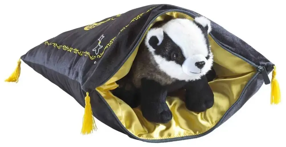 Harry Potter - Hufflepuf House Plush and Cushion