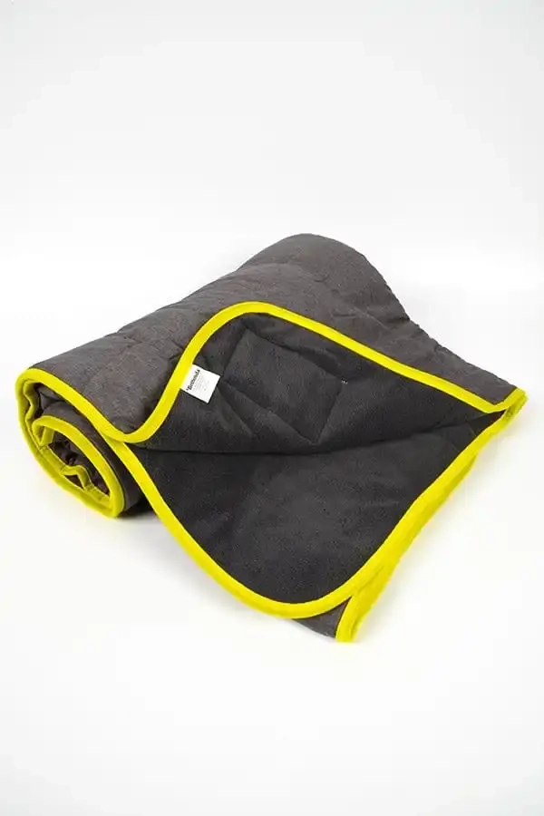 „Vault Tec“ General Issue Survival Blanket