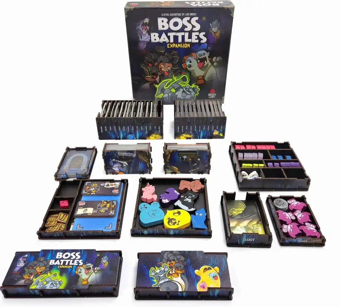 Helden müssen draussen bleiben | Boss Battle - Deluxe Insert aus Holz (UV-Print)