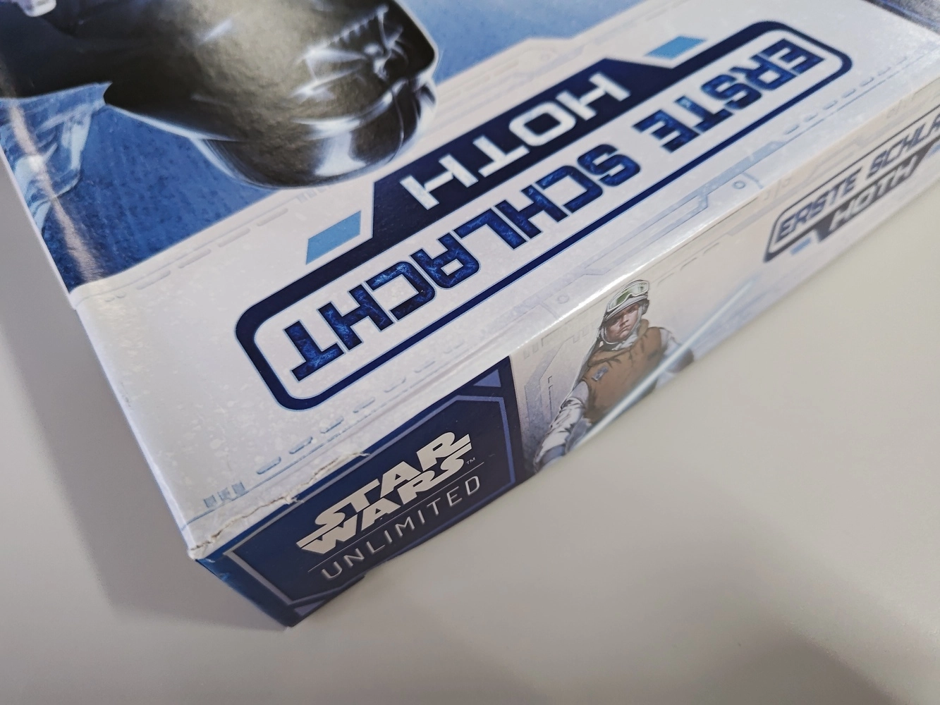 Star Wars: Unlimited – Erste Schlacht: Hoth (Leicht defekte Verpackung)