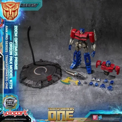 Transformers: Generation One AMK Pro Series Plastic Model Kit Orion Pax/Optimus Prime Final Form 20 cm