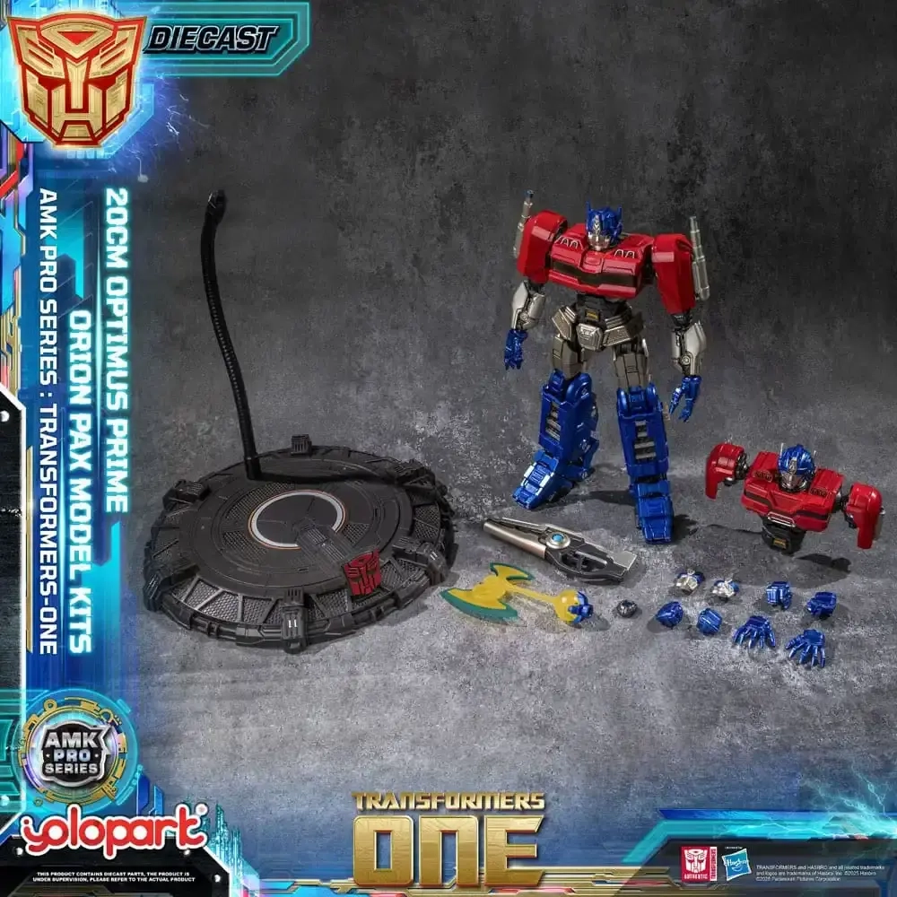 Transformers: Generation One AMK Pro Series Plastic Model Kit Orion Pax/Optimus Prime Final Form 20 cm