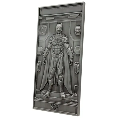 DC Comics Metallbarren Batman Armour Limited Edition