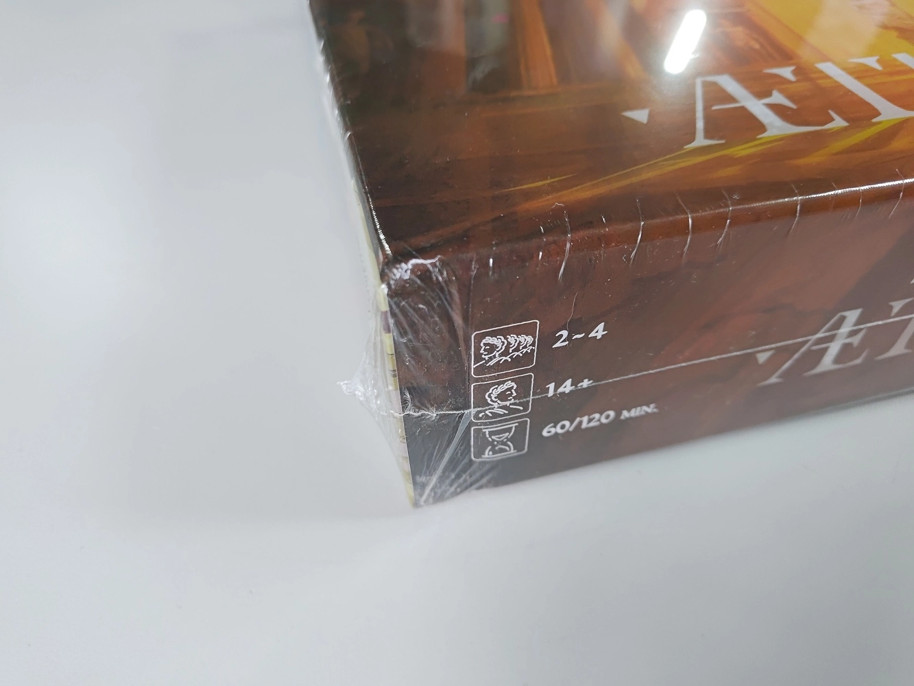 Aeterna - DE (Leicht defekte Verpackung)