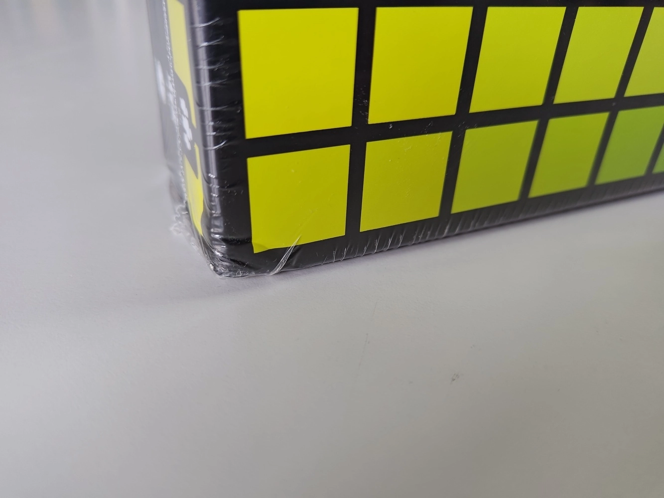 Hues and Cues Reprint - EN (Leicht Defekte Verpackung)