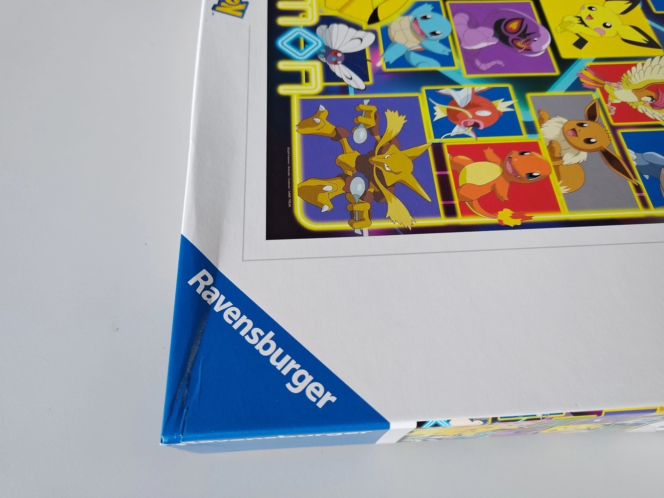 Leuchtende Pokémon (Leicht defekte Verpackung)