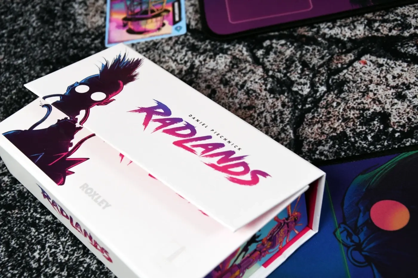 Radlands - Super Deluxe Big Box inkl. Spielmatten