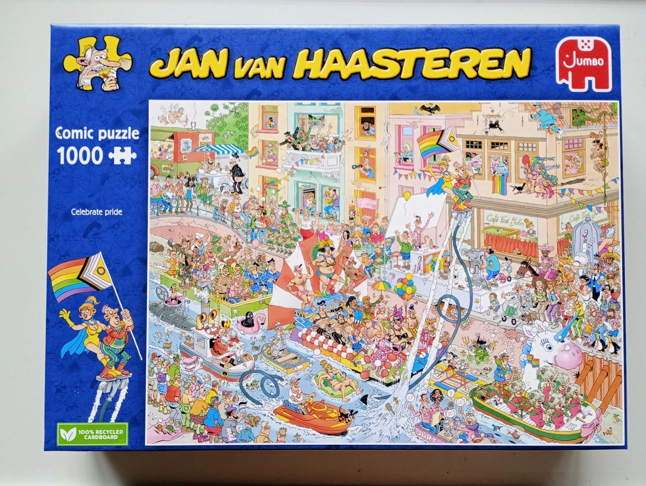 Celebrate Pride! - Jan van Haasteren (leicht beschädigte Schachtel)