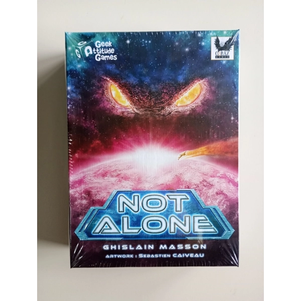 Not Alone (beschädigte Schachtel)