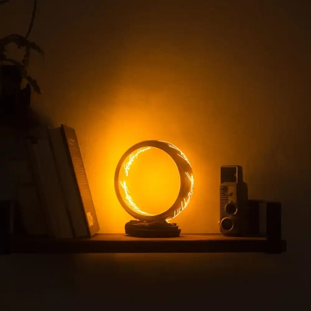 Der Herr der Ringe Lampe mit USB-C One Ring
