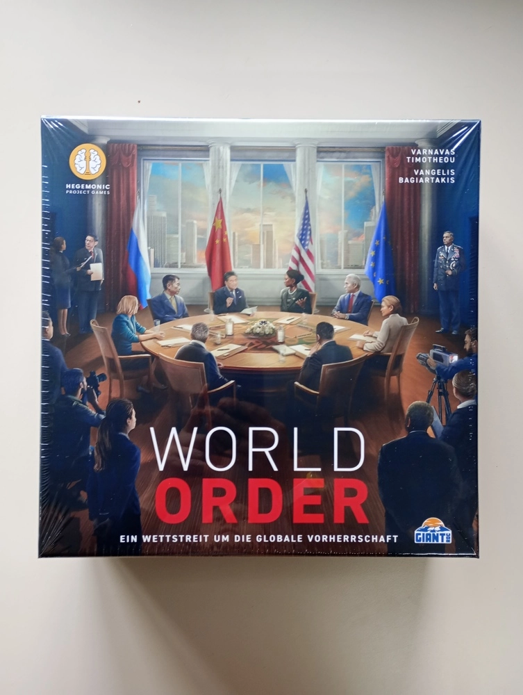 World Order - DE (beschädigte Box)