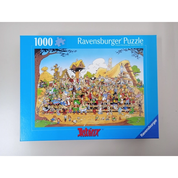 Asterix - Familienfoto (Dellen in Verpackung)