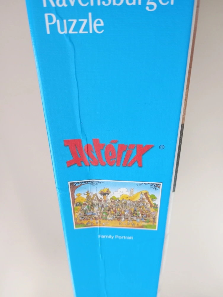Asterix - Familienfoto (Dellen in Verpackung)