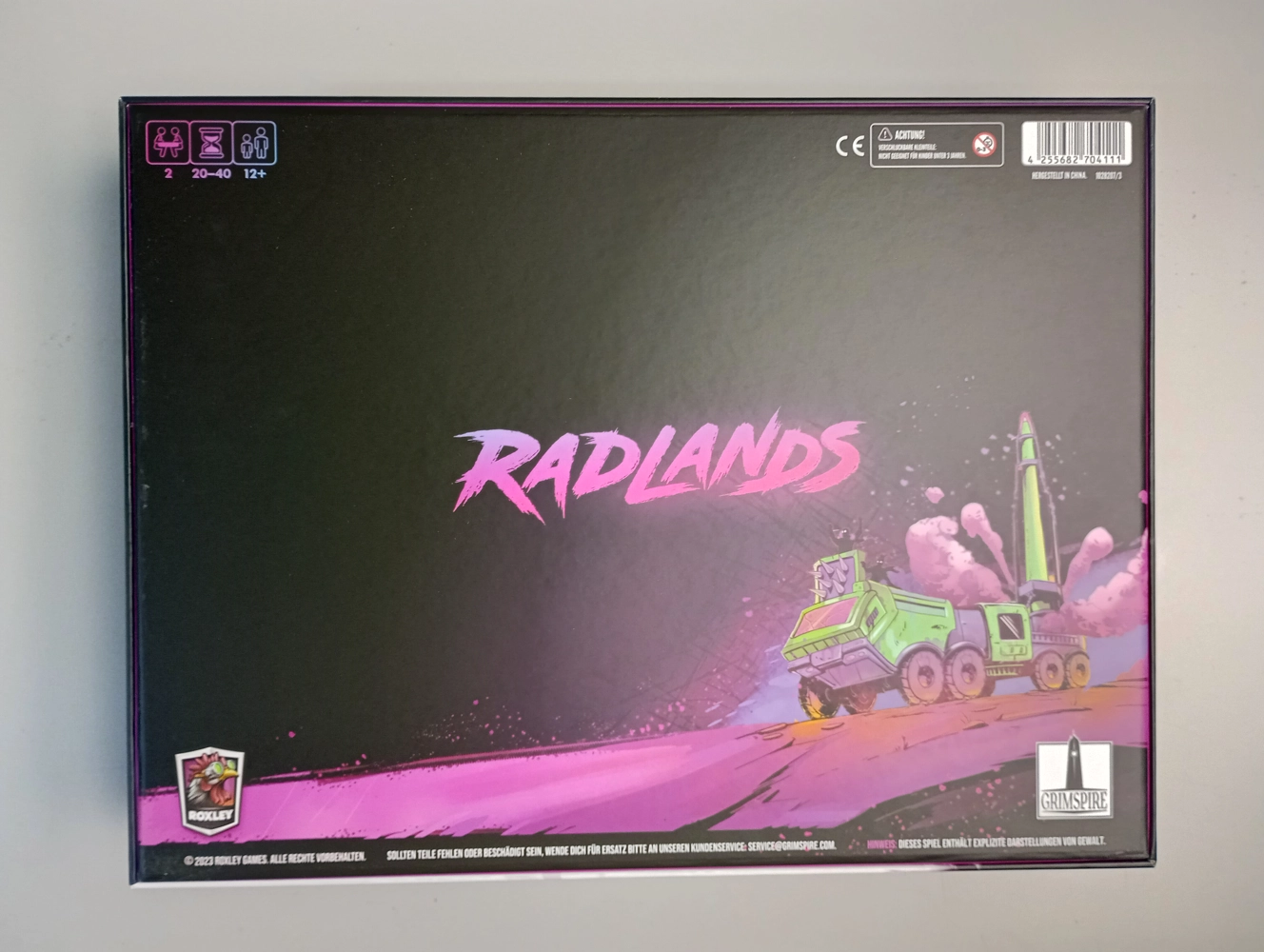 Radlands - Super Deluxe Big Box inkl. Spielmatten (Beschädigte Schachtel)