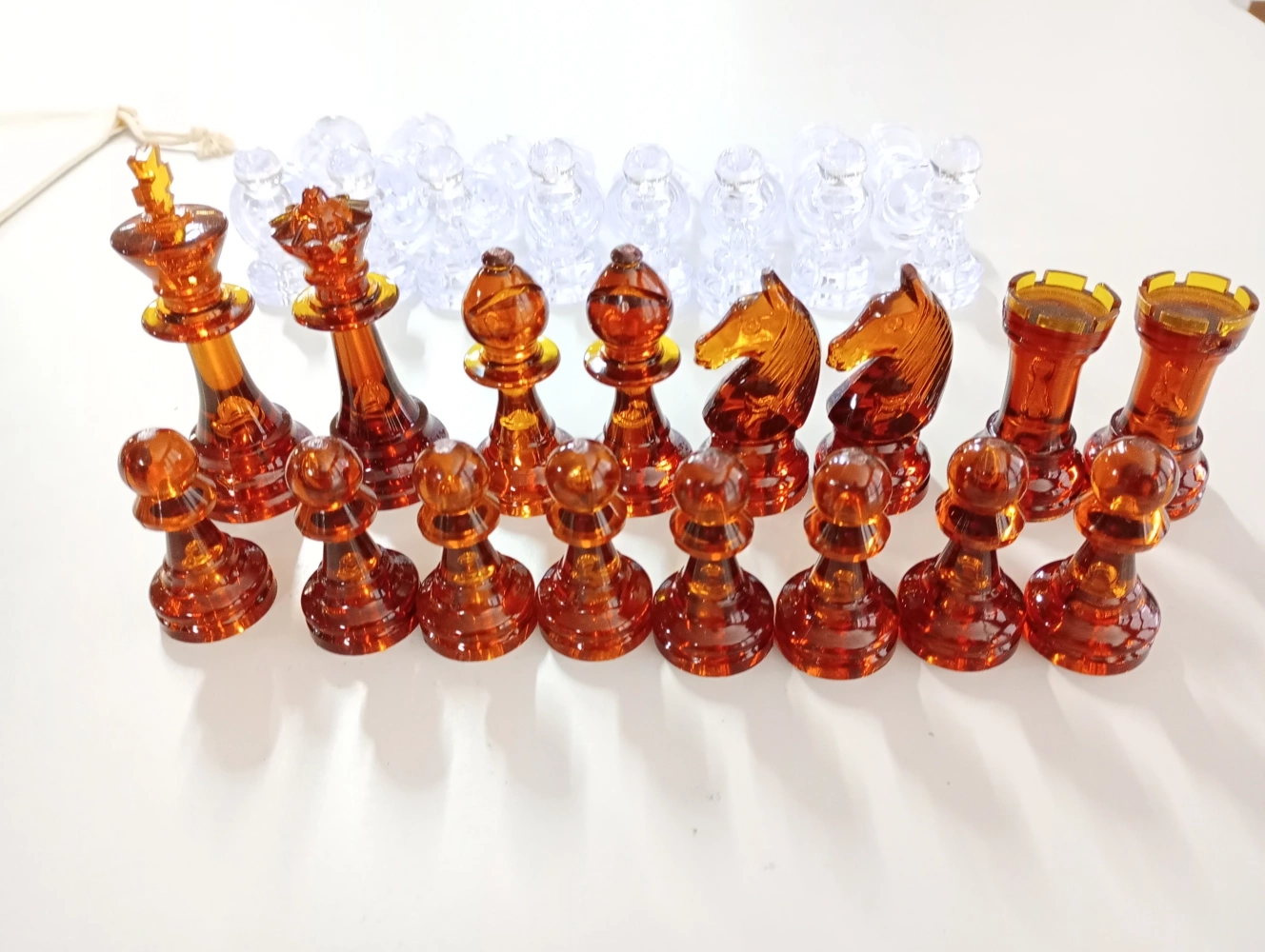 Schachfiguren Bernstein Design - 95mm (B-Qualität / Auslaufmodell)